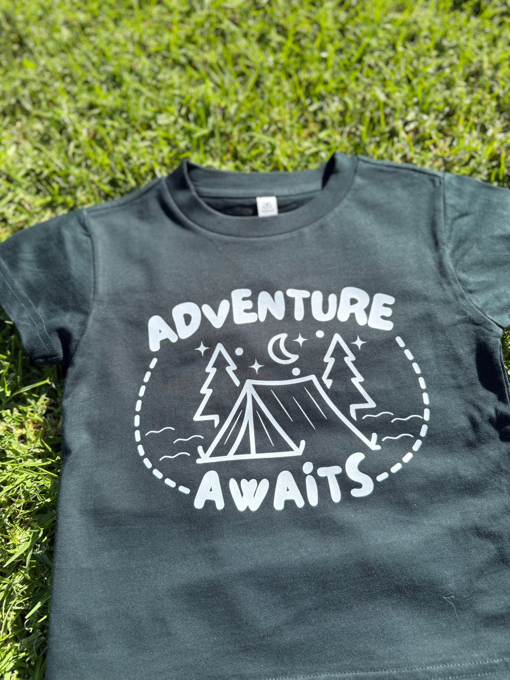 FOREST GREEN ADVENTURE TEE 🌲