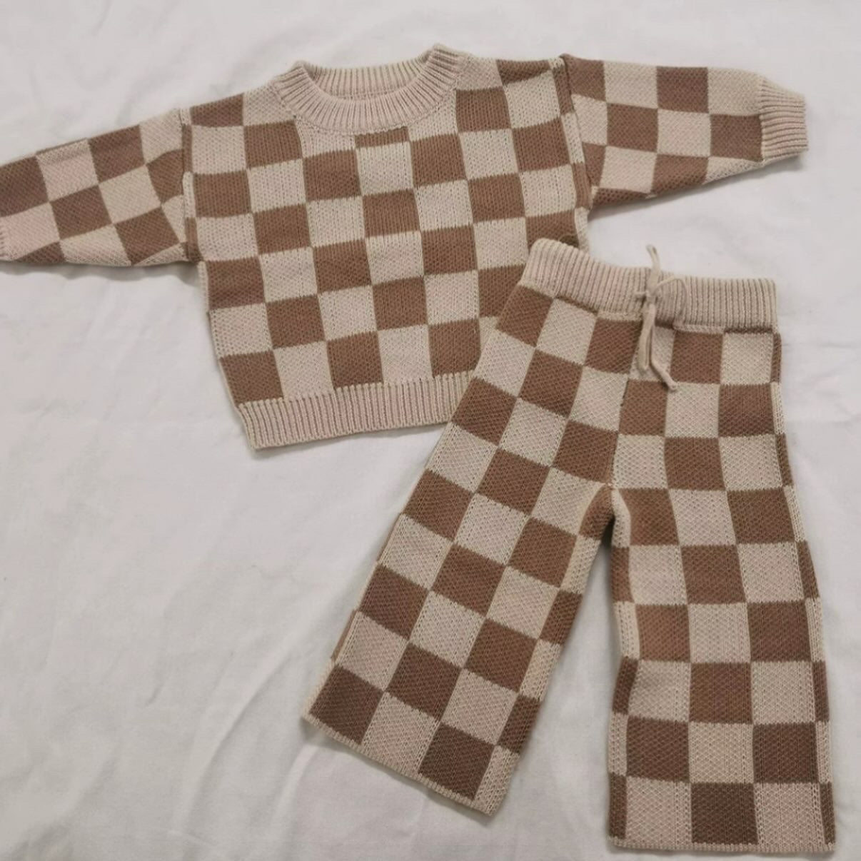 Checkerboard Knit Set – Brown