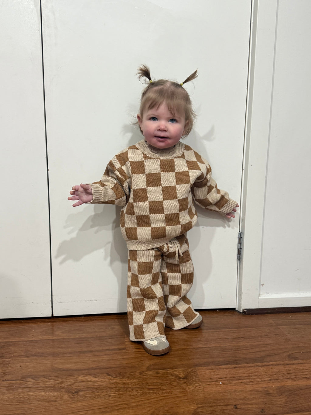 Checkerboard Knit Set – Brown