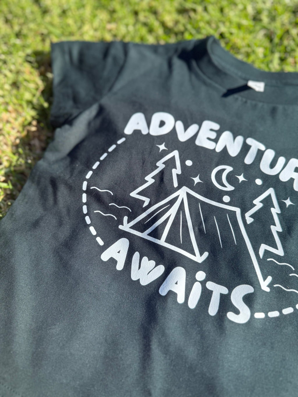 FOREST GREEN ADVENTURE TEE 🌲