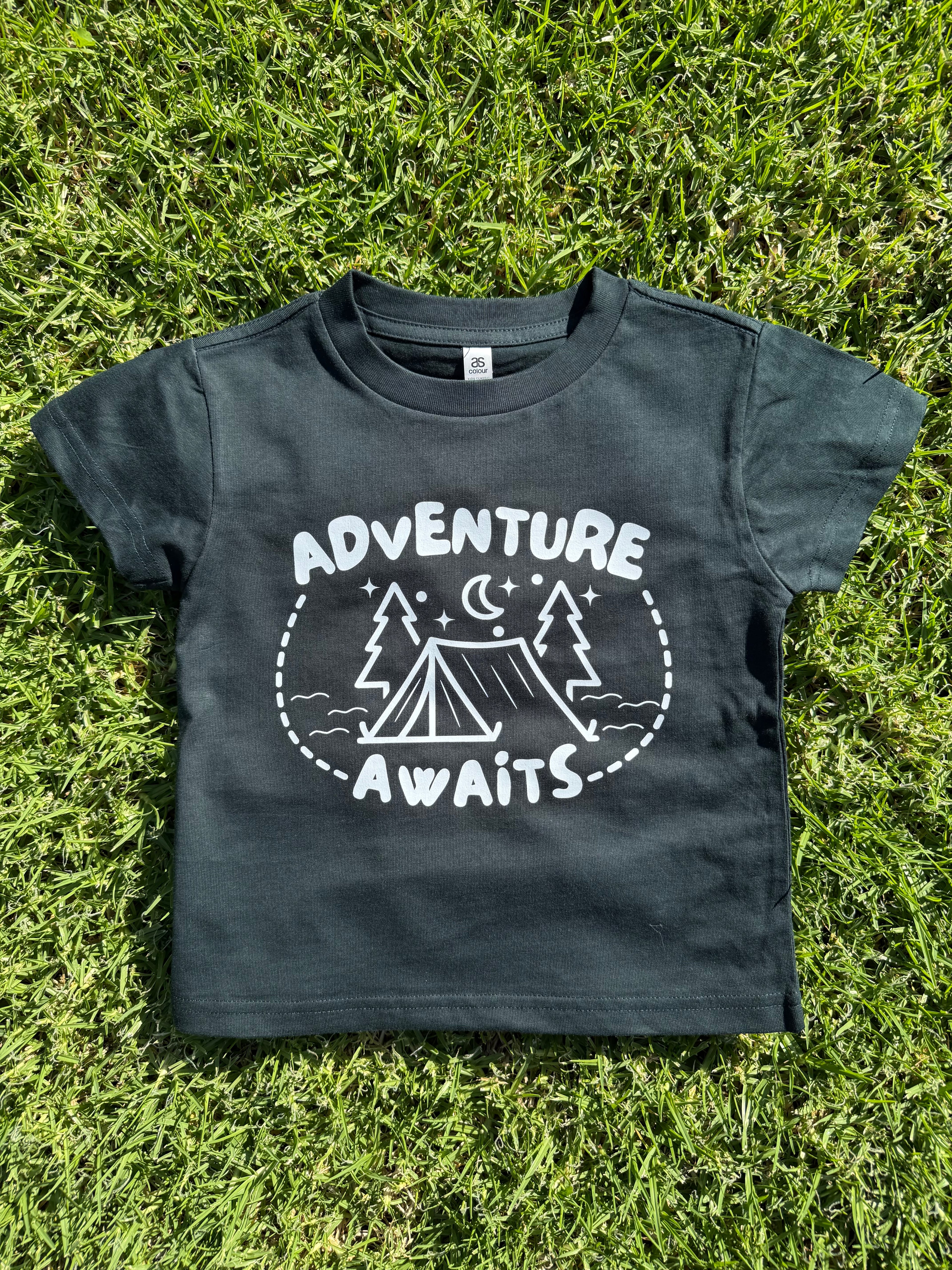 FOREST GREEN ADVENTURE TEE 🌲